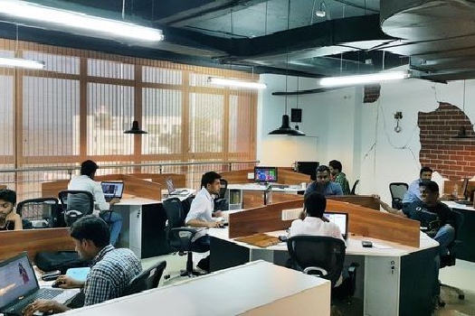 Jen Faucon speaks at CATFOA on new technologies and how they make the world a better place for everyone